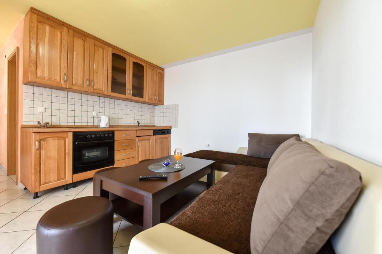 Apartments Krepo Vir Exterior foto