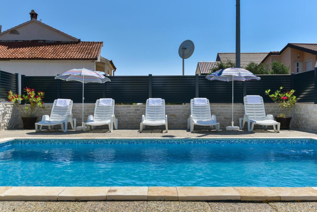 Apartments Krepo Vir Exterior foto